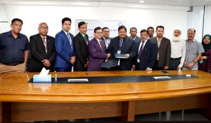 এআইইউবি ও চার্টার্ড লাইফ ইন্স্যুরেন্সের চুক্তি নবায়ন