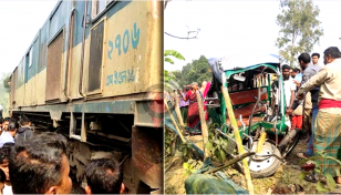 ট্রেনের ধাক্কায় প্রাণ গেল শিশুসহ ৩ জনের