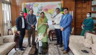 পদত্যাগপত্র জমা দিলেন এমপি হারুন