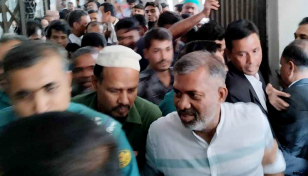 বিচারপতি মানিকের ওপর হামলা: বিএনপির ৩ নেতা রিমান্ডে