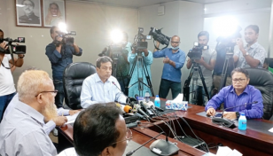 ধর্মঘটে বাস বন্ধের ব্যাপারে জানে না বিআরটিএ