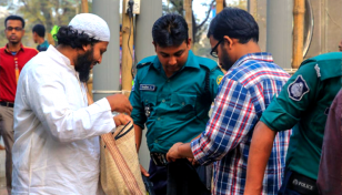জঙ্গি হামলার হুমকি, বইমেলায় নিরাপত্তা জোরদার