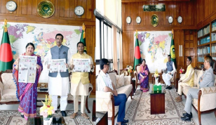 ‘দৈনিক সচেতন বাংলাদেশ’ উদ্বোধন করলেন স্পিকার