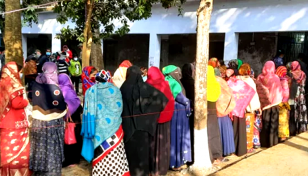 উপনির্বাচন: ফরিদপুর-২ আসনের ভোটগ্রহণ চলছে
