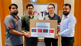 তুরস্কে গার্মেন্টস পাঠালো স্নোটেক্স গ্রুপ