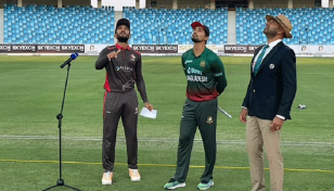 টস হেরে ব্যাটিংয়ে বাংলাদেশ