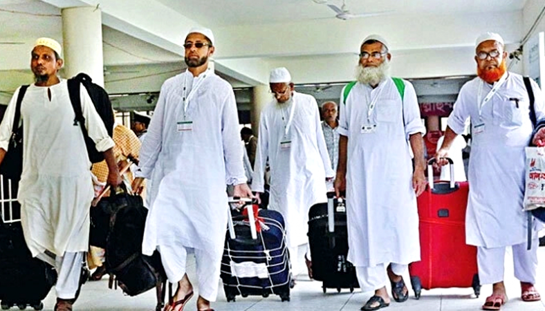 এবার হজে যাবেন ১ লাখ ২৭ হাজার ১৯৮ জন