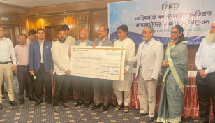 বঙ্গবাজার অগ্নিকান্ডে ক্ষতিগ্রস্থদের সাহায্যে এমসিসিআই’র অনুদান