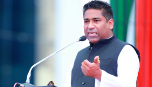 অবশেষে নীরবতা ভাঙলেন সাদিক আবদুল্লাহ