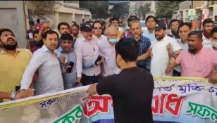 রিজভীর নেতৃত্বে রাজধানীতে পিকেটিং