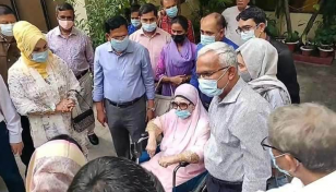 বাসায় ফিরলেন খালেদা জিয়া