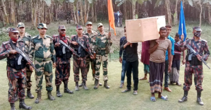 বিএসএফের গুলিতে নিহত বাংলাদেশি যুবকের লাশ ১৭ দিন পর হস্তান্তর