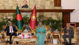 আবদুল হামিদের সঙ্গে সাহাবুদ্দিনের সৌজন্য সাক্ষাৎ, ছিলেন প্রধানমন্ত্রীও