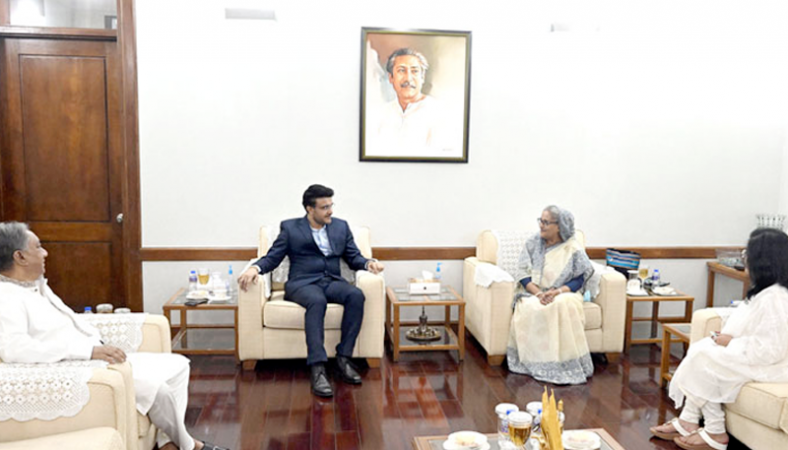 প্রধানমন্ত্রীর সঙ্গে সাক্ষাৎ করলেন সৌরভ গাঙ্গুলী
