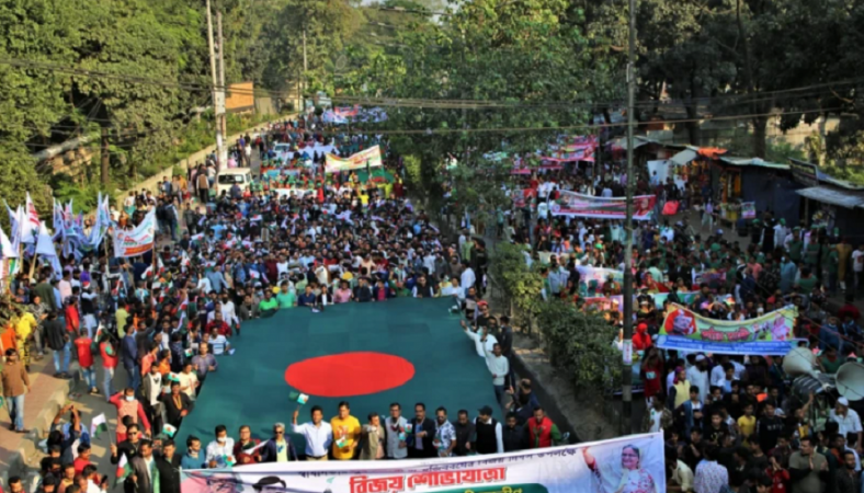 রাজধানীতে আ. লীগের বিজয় শোভাযাত্রা
