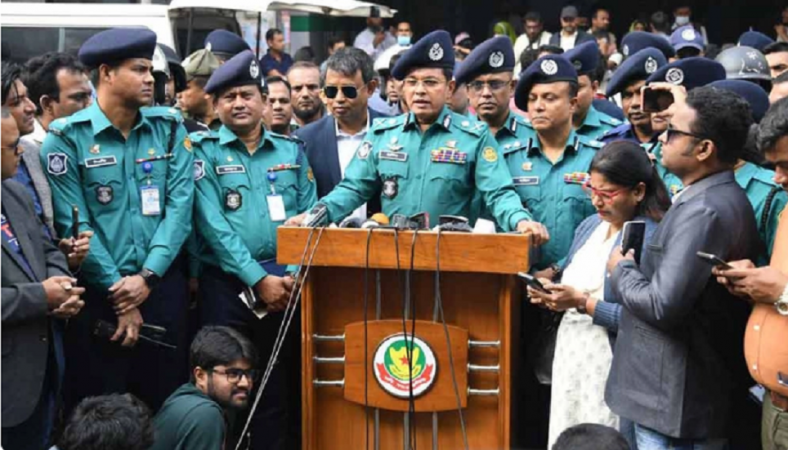 যারা হরতাল-অবরোধ করছে তারাই ট্রেনে আগুন দিয়েছে: ডিএমপি কমিশনার