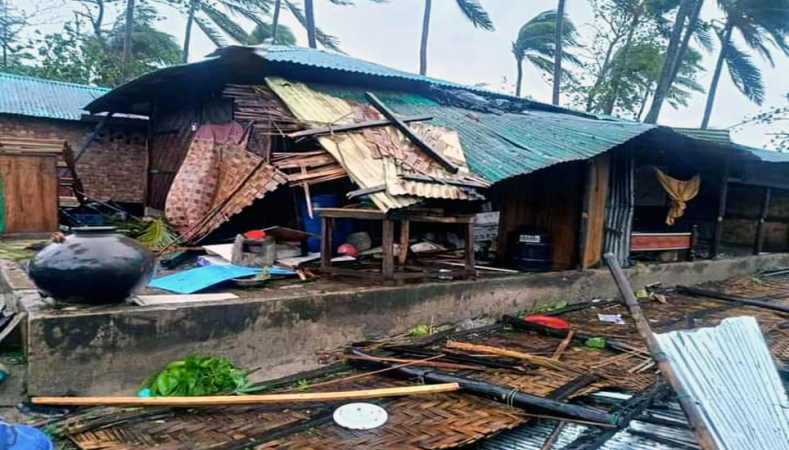 মোখার তাণ্ডবে সেন্টমার্টিনে তিন শতাধিক ঘর বিধ্বস্ত, আহত ১০