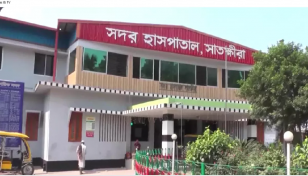 সাতক্ষীরায় ট্রাক উল্টে ২ শ্রমিক নিহত, আহত ১২