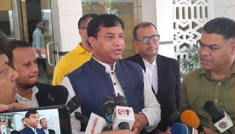 দুদক কার্যালয়ে নিজেকে নির্দোষ দাবি জাহাঙ্গীরের