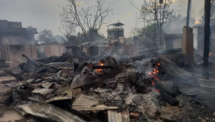 অশান্তির মধ্যেই মণিপুরের পুলিশ প্রধান বদলি