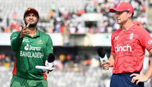 ইংল্যান্ডকে হোয়াইটওয়াশের লক্ষ্যে ব্যাটিংয়ে বাংলাদেশ