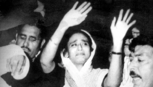 শেখ হাসিনার স্বদেশ প্রত্যাবর্তন দিবস আজ