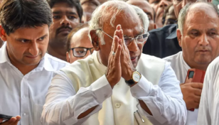 গান্ধী পরিবারের বাইরে প্রথম কংগ্রেস সভাপতি মল্লিকার্জুন খাড়গে