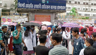 ওসমানী মেডিক্যালে আন্দোলন অব্যাহত, গ্রেপ্তার ২
