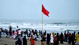 ‘মোখা’ এখন গভীর নিম্নচাপ, বন্দরে তিন নম্বর সংকেত