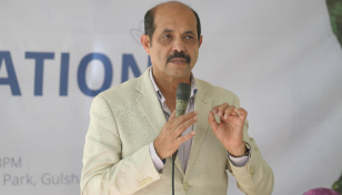 ‘ঢাকাকে বাঁচাতে হলে গাছ লাগাতে হবে’