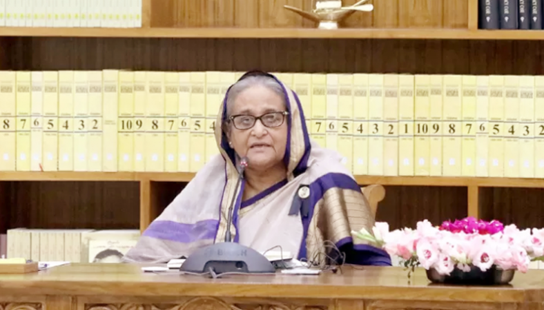 সরকারকে ক্ষমতাচ্যুত করার ষড়যন্ত্র জোরদার হচ্ছে: প্রধানমন্ত্রী