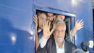 বিএনপি নেতা আমান উল্লাহ আমান আটক