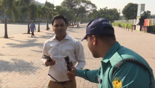 সাংবাদিককে হেনস্তা করা সেই পুলিশ সদস্য প্রত্যাহার 