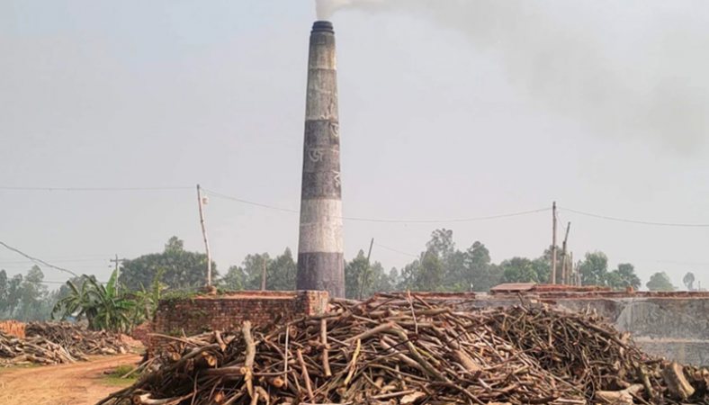 সিরাজগঞ্জে ১৪০ ইটভাটার মধ্যে ৯৪টি অনুমোদনহীন