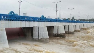 তিস্তার পানি বিপৎসীমার ওপরে, বিপাকে হাজারো মানুষ