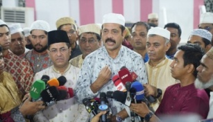 ঈদে যত্রতত্র ময়লা আবর্জনা না ফেলার অনুরোধ মেয়রের