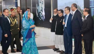 দেশে ফিরেছেন প্রধানমন্ত্রী