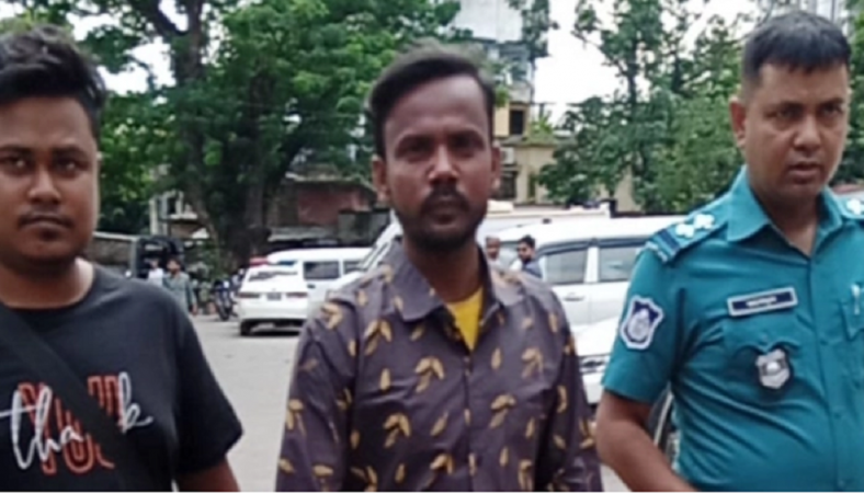 ঢাকা-১৭ আসনে পুনঃনির্বাচনের দাবি হিরো আলমের