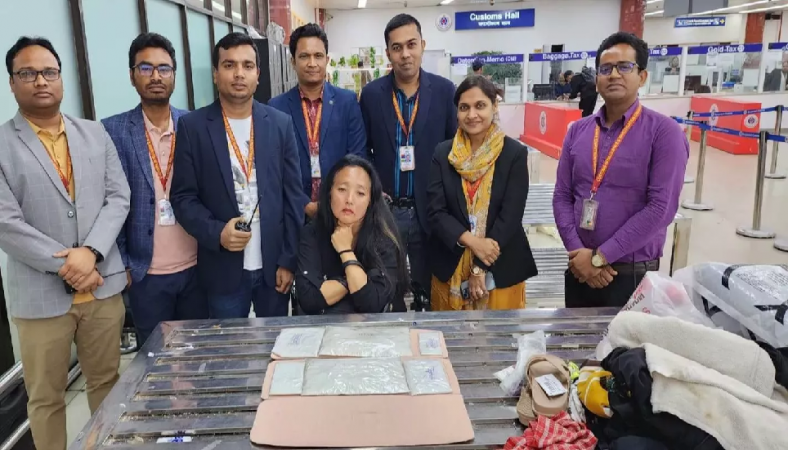 শাহজালালে ১৮০০ গ্রাম কোকেন জব্দ, ভারতীয় নারী আটক