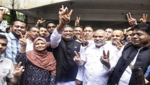 সিলেটের নগরপিতা হলেন আনোয়ারুজ্জামান