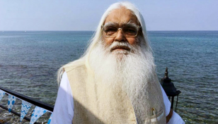 সিরাজুল আলম খান মারা গেছেন