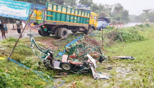 জামালপুরে ট্রাক-ইজিবাইক মুখোমুখি সংঘর্ষে নিহত ৪