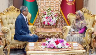 বঙ্গভবনে রাষ্ট্রপতি সাহাবুদ্দিনের সঙ্গে প্রধানমন্ত্রীর সাক্ষাৎ