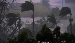 ১০ জেলায় ৬০ কিলোমিটার বেগে ঝড়ের আভাস