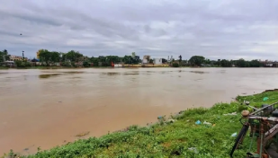 সিলেটে অবিরাম বর্ষণে বাড়ছে নদ-নদীর পানি, আবারও বন্যার শঙ্কা