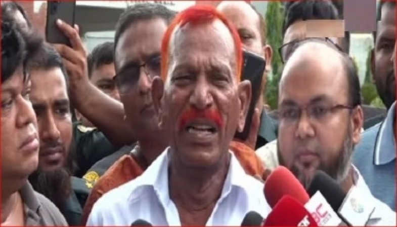কারাগার থেকে বেরিয়ে অঝোরে কাঁদলেন জল্লাদ শাহজাহান