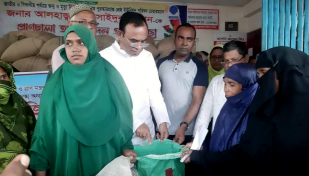 কুড়িগ্রামে প্রধানমন্ত্রীর ঈদ উপহার পেল সাড়ে ৪ লাখ পরিবার