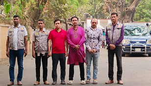 সিদ্দিকবাজারে বিস্ফোরণ: ভবনের দুই মালিকসহ গ্রেপ্তার ৩