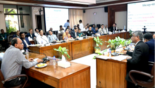 দেশে খাদ্য মজুদ পর্যাপ্ত, আতঙ্কিত হয়ে কেনাকাটা না করার আহ্বান প্রধানমন্ত্রীর কার্যালয়ের
