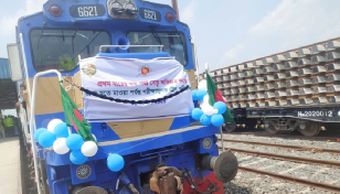 পদ্মা সেতুতে পরীক্ষামূলক ট্রেন চলাচল শুরু